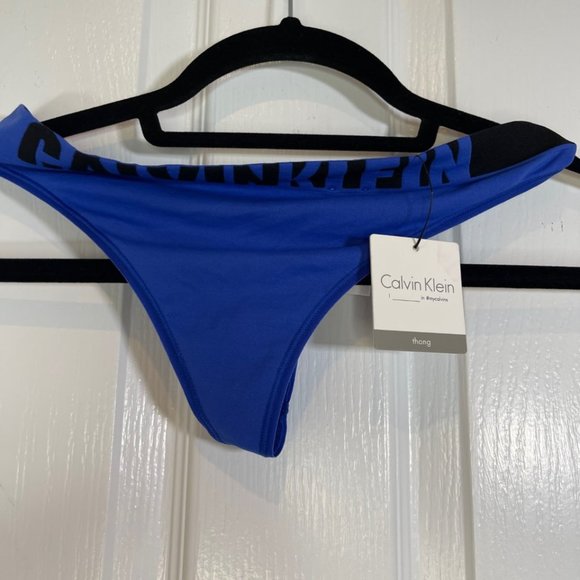 Calvin Klein Seamless Logo Demi Bra & Thong Underwear 36D/Medium Set - Picture 11 of 14